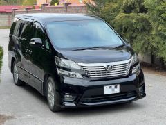 Photo of the vehicle Toyota Vellfire