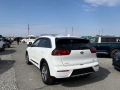 Сүрөт унаа Kia Niro