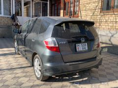 Photo of the vehicle Honda Fit