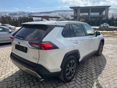 Photo of the vehicle Toyota RAV4