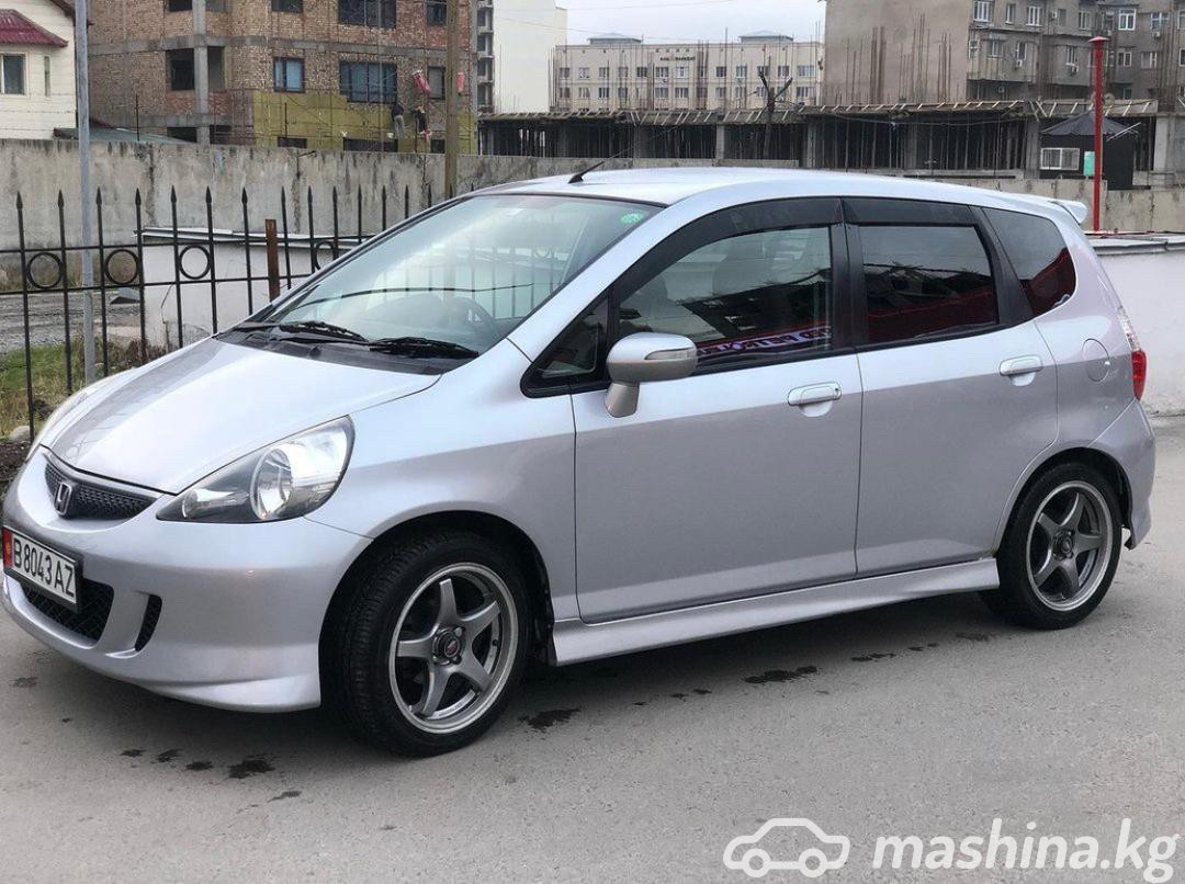 Купить Honda Fit в Бишкеке, 2003 год, 8 000 $.