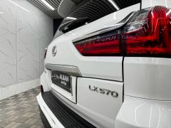 Фото авто Lexus LX