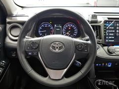 Сүрөт унаа Toyota RAV4