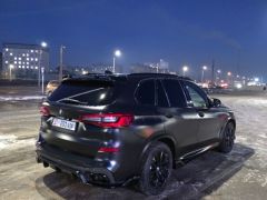 Photo of the vehicle BMW X5