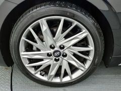 Photo of the vehicle Hyundai Grandeur