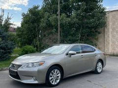 Photo of the vehicle Lexus ES