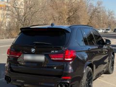 Photo of the vehicle BMW X5