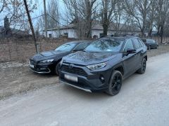 Сүрөт унаа Toyota RAV4