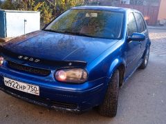 Photo of the vehicle Volkswagen Golf