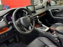 Сүрөт унаа Toyota RAV4