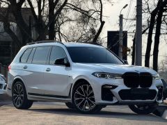 Photo of the vehicle BMW X7