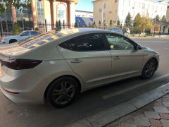 Сүрөт унаа Hyundai Elantra