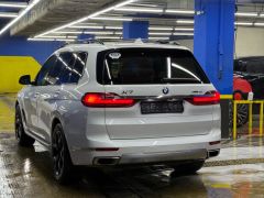 Сүрөт унаа BMW X7