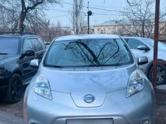 Фото авто Nissan Leaf