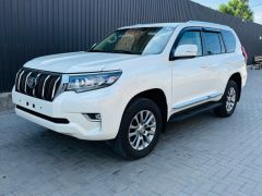 Сүрөт унаа Toyota Land Cruiser Prado