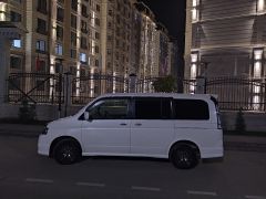 Фото авто Honda Stepwgn