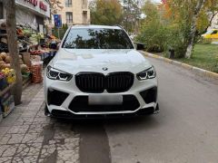 Photo of the vehicle BMW X5