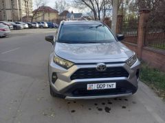 Сүрөт унаа Toyota RAV4