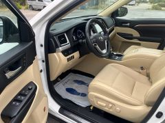 Сүрөт унаа Toyota Highlander