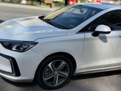 Сүрөт унаа BAIC EU5