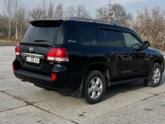 Photo of the vehicle Toyota Land Cruiser