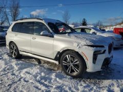 Photo of the vehicle BMW X7