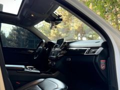 Сүрөт унаа Mercedes-Benz GLE