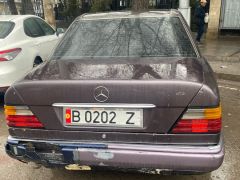 Сүрөт унаа Mercedes-Benz W124