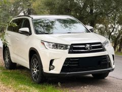 Сүрөт унаа Toyota Highlander