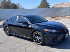 Photo of the vehicle Toyota Camry