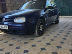 Фото авто Volkswagen Golf