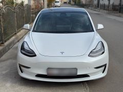 Photo of the vehicle Tesla Model 3