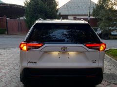 Сүрөт унаа Toyota RAV4