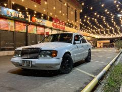 Фото авто Mercedes-Benz W124