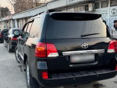 Сүрөт унаа Toyota Land Cruiser