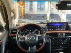 Сүрөт унаа Lexus LX