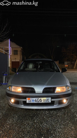 Mitsubishi Carisma