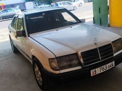 Сүрөт унаа Mercedes-Benz W124