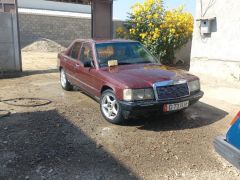 Photo of the vehicle Mercedes-Benz 190 (W201)