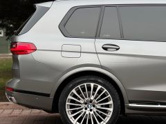 Фото авто BMW X7