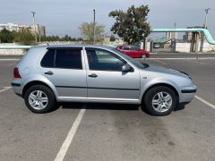 Photo of the vehicle Volkswagen Golf