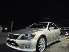 Photo of the vehicle Lexus IS