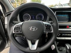 Photo of the vehicle Hyundai Sonata