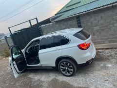 Photo of the vehicle BMW X5