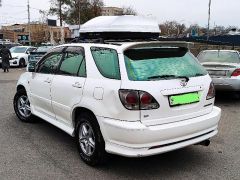 Сүрөт унаа Toyota Harrier