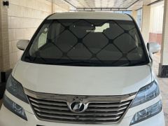 Фото авто Toyota Alphard