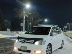 Фото авто Toyota Ipsum