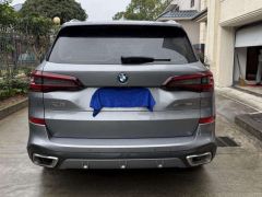 Photo of the vehicle BMW X5