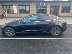 Сүрөт унаа Tesla Model 3