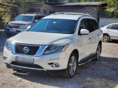 Сүрөт унаа Nissan Pathfinder